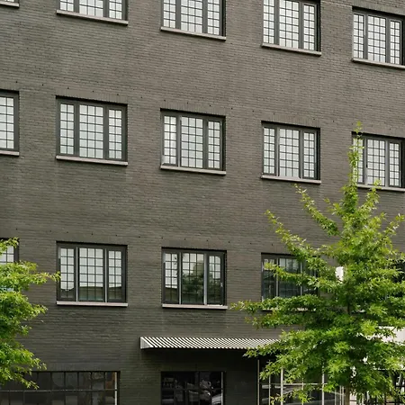 The Industrialist Hotel Brooklyn-2